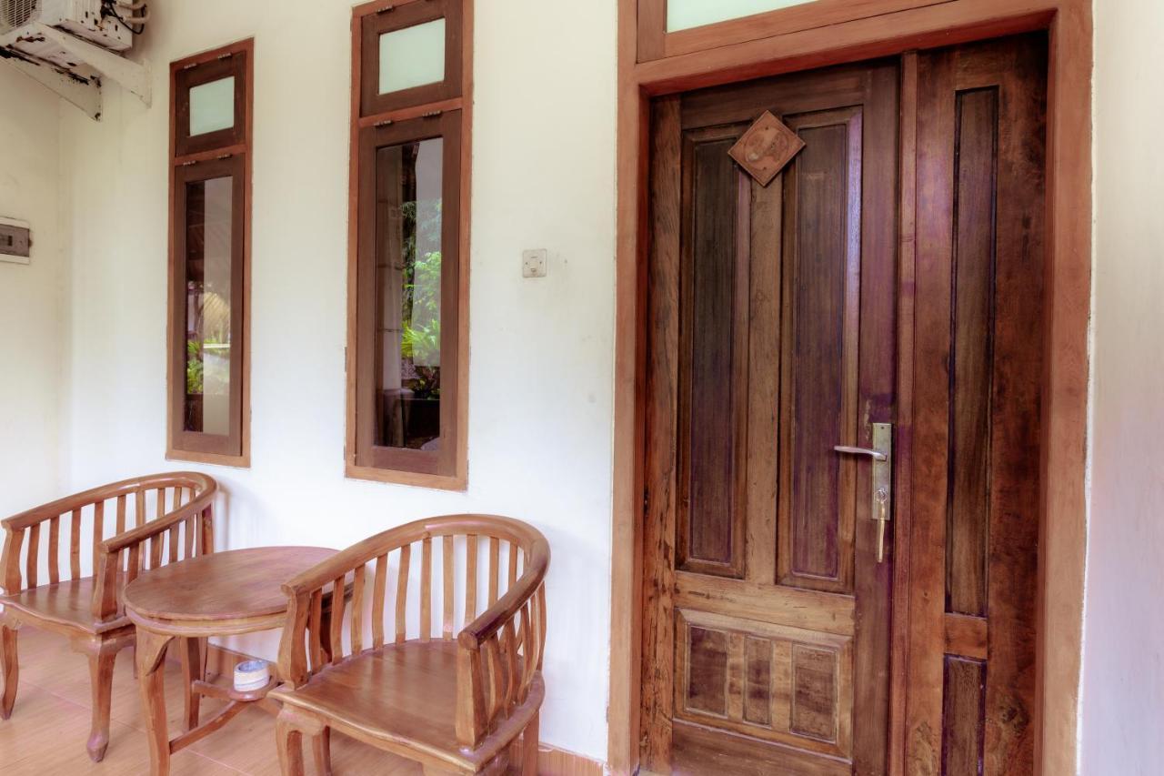 Hotel Mahkota Plengkung By Ecommerceloka Banyuwangi  Exterior photo